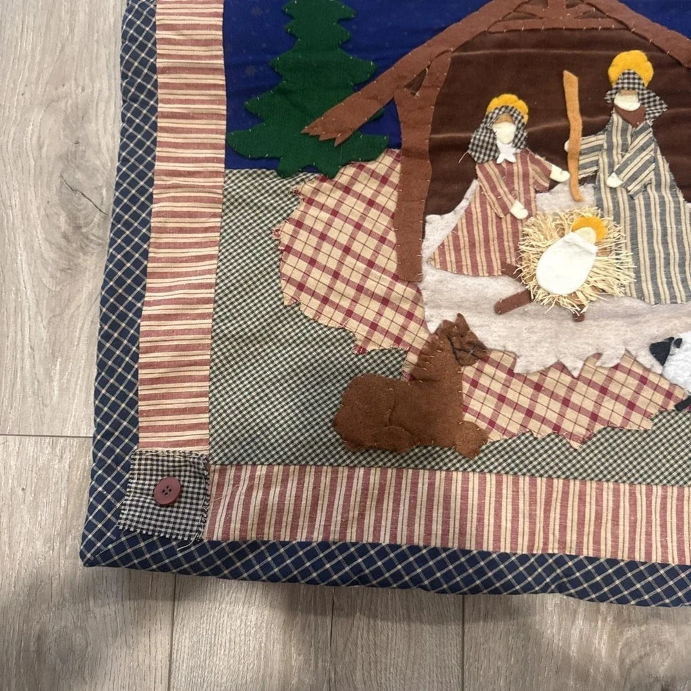 Christmas Quilt Nativity Scene 25